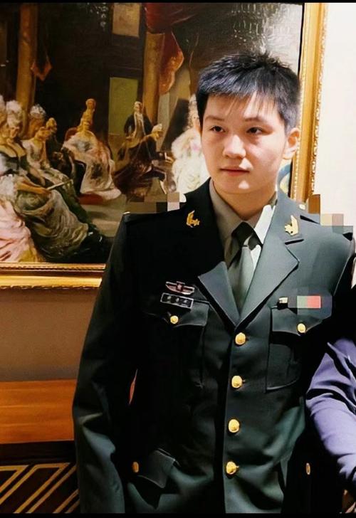 为什么说樊振东是军人？他的军旅生涯与辉煌成就