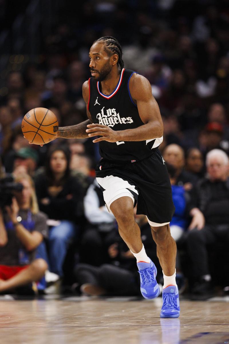 伦纳德今年为啥不打？揭秘小卡缺席NBA赛场原因