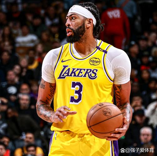 期待戴维斯复出！他究竟会在什么时候重返赛场？