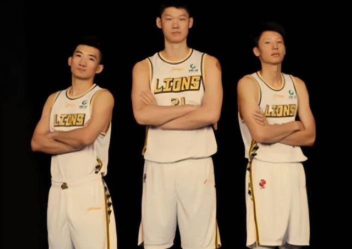 广厦三少是谁？带你认识CBA的这支王牌组合