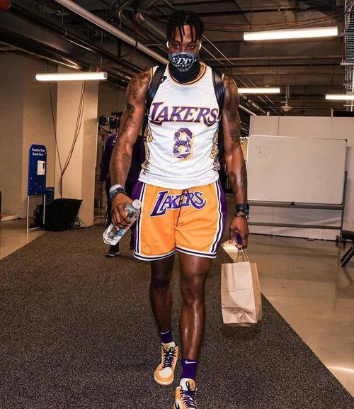 霍华德为什么没人要？36岁老将的NBA生涯为何走到尽头？