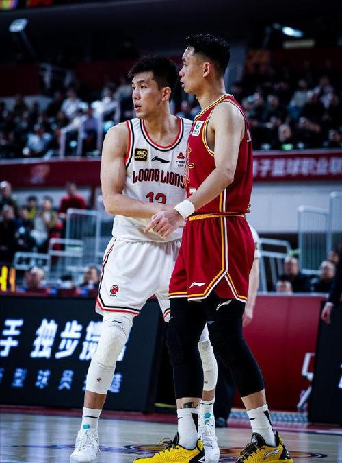 王仕鹏郭艾伦有什么过节？这次冲突的导火索是什么