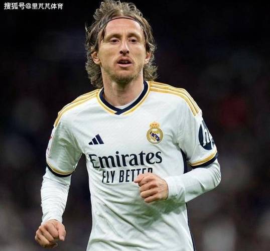 皇马10号球员最新动态：莫德里奇或将让位给姆巴佩？