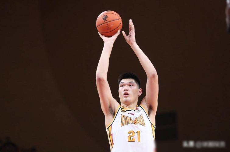 篮球运动员刘传兴是哪里人？他的家乡和成长经历是怎样的？