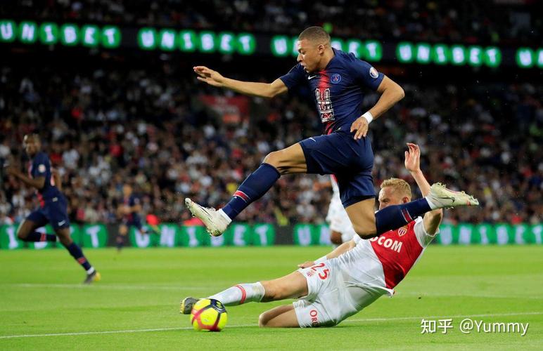法甲劲旅朗斯3-1击败巴黎，32场不败纪录就此终结