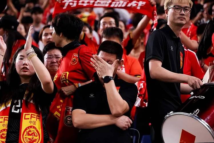 美国足球水平碾压中国？揭秘两国足球实力差异