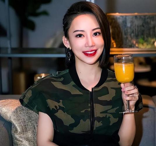 42岁潘晓婷为何至今未婚？揭秘九球天后感情生活之谜