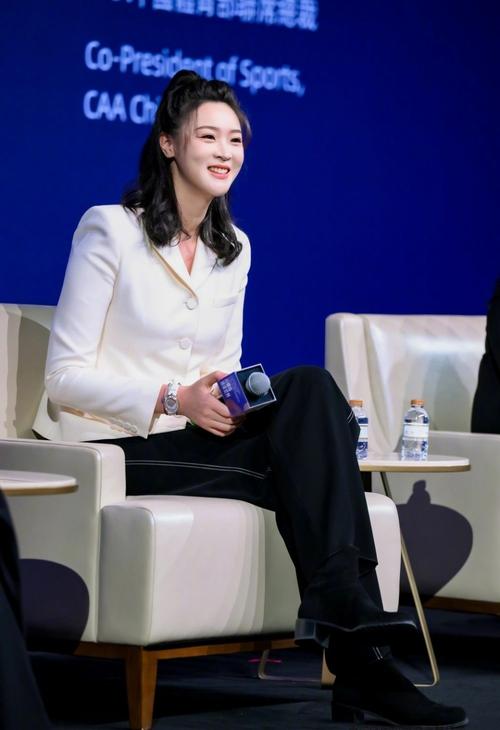 女排内幕：惠若琪与朱婷的恩怨，究竟谁是谁非？