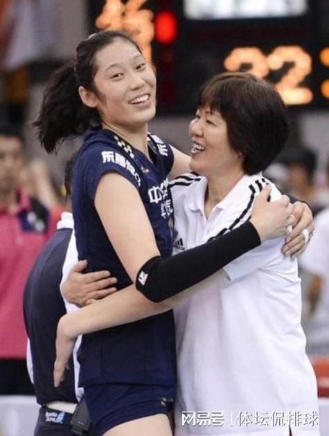 朱婷和郎平是什么关系？师徒情深成就排球传奇