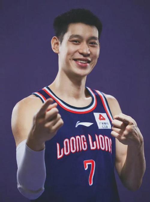广州男篮弃用林书豪？背后原因究竟是什么？