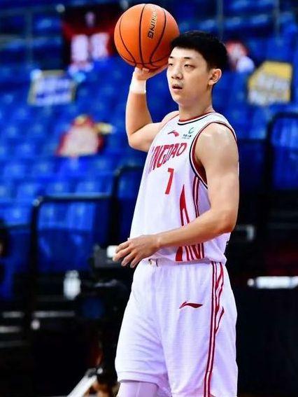 杨金蒙去哪了？青岛男篮球员近况追踪