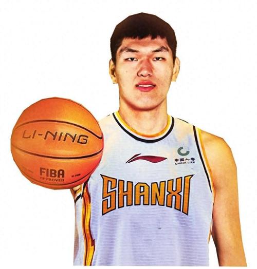 篮球运动员刘传兴是哪里人？他的家乡和成长经历是怎样的？
