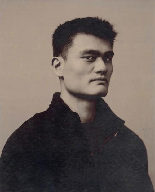 姚明当年的状元身份是真的吗？一起重温那激动人心的时刻
