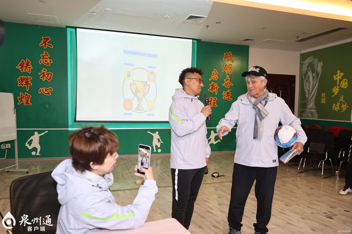 米卢蒂诺维奇国籍是什么？带你了解这位传奇教练