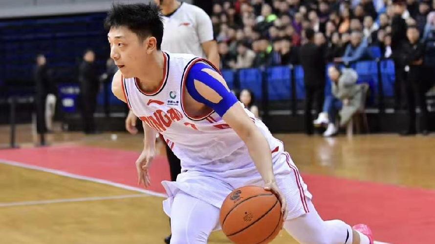 杨金蒙去哪了？青岛男篮球员近况追踪
