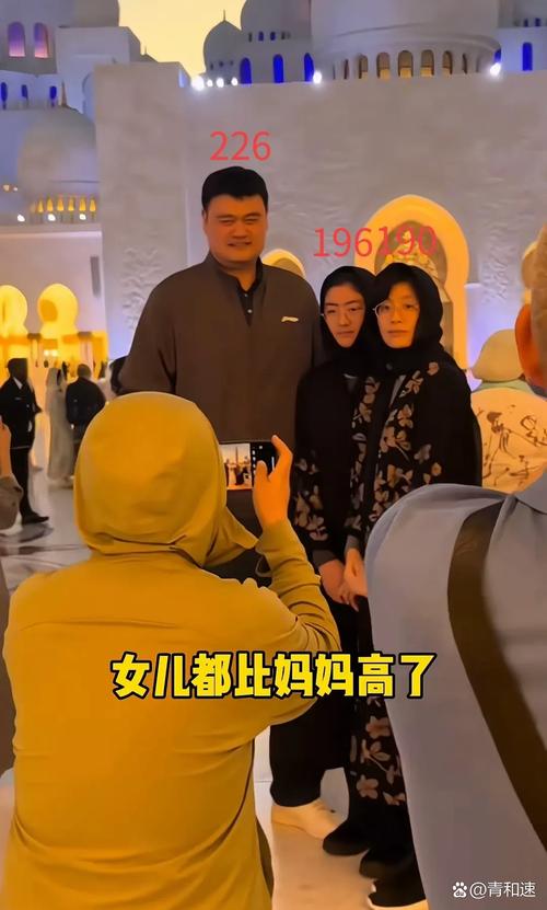 姚明女儿今年多高了？15岁近1米9，遗传了父母优良基因！
