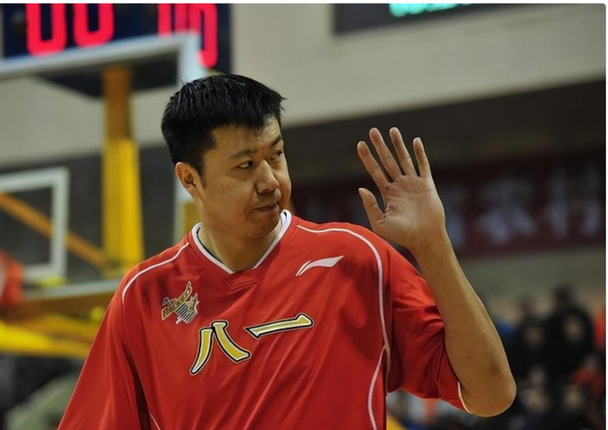 王治郅是哪里人？详细介绍他的家乡和成长故事