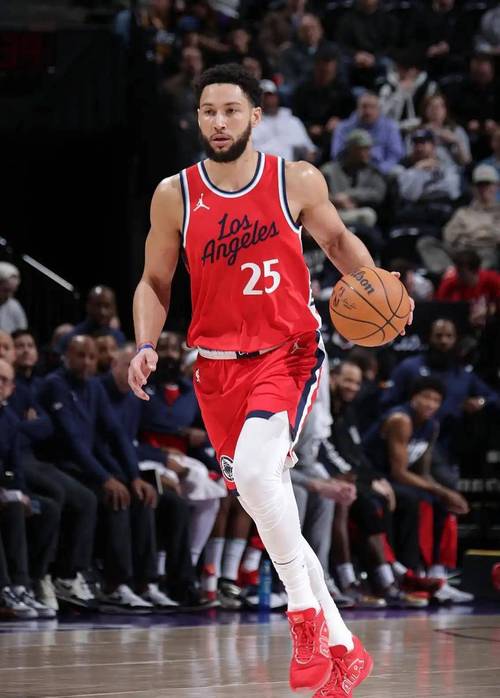 西蒙斯强在哪里？天赋异禀的全能巨星