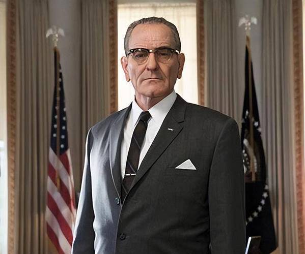 肯尼迪总统为何如此深入人心?探秘他受欢迎的原因