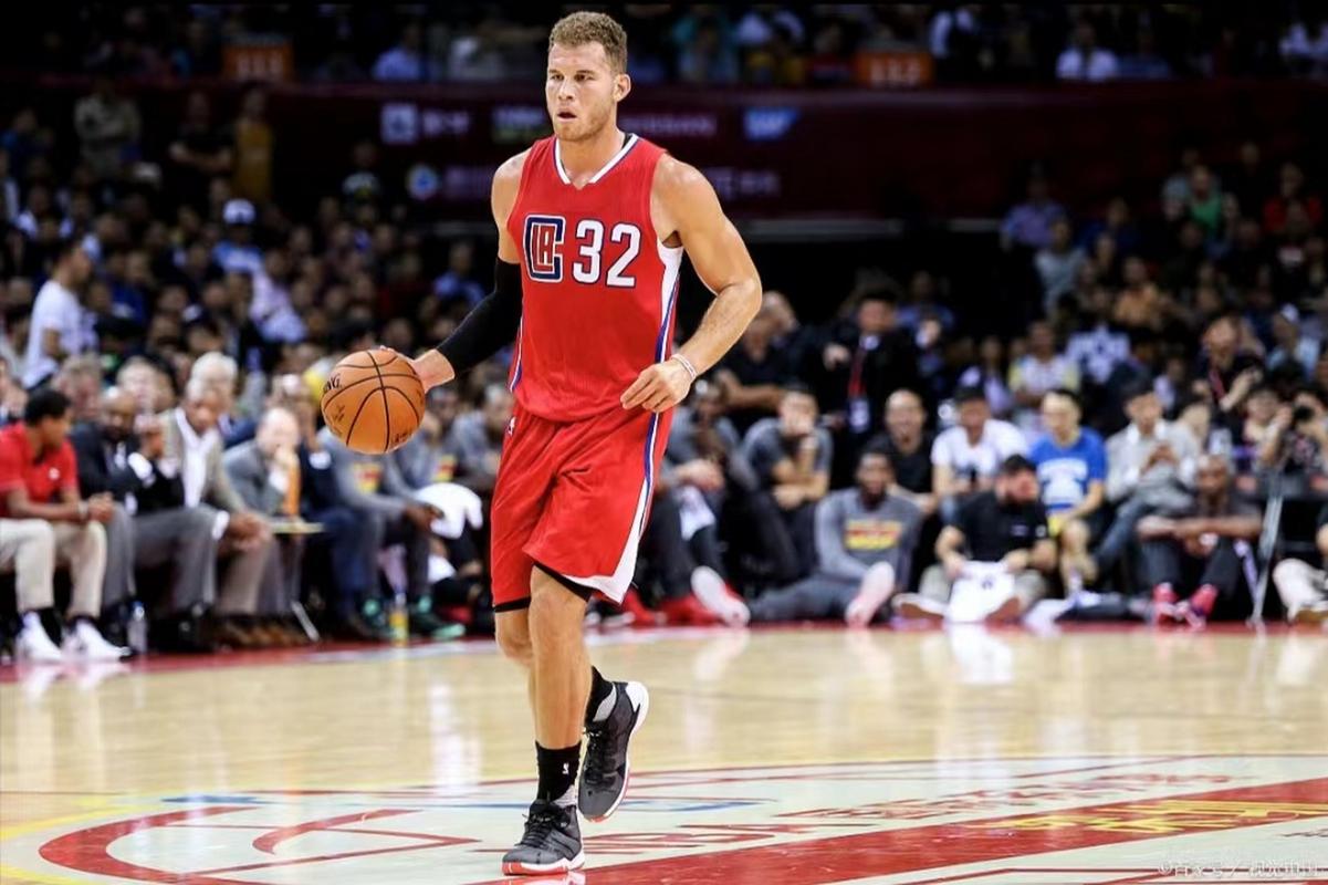 格里芬臂展多少厘米？揭秘其篮球生涯的秘密武器！