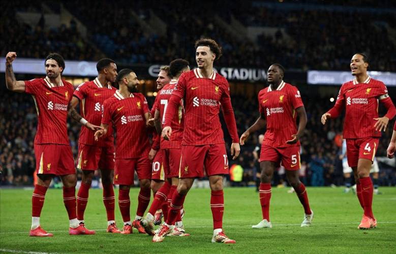 阿拉巴皇马之旅:从拜仁到伯纳乌的华丽转身!