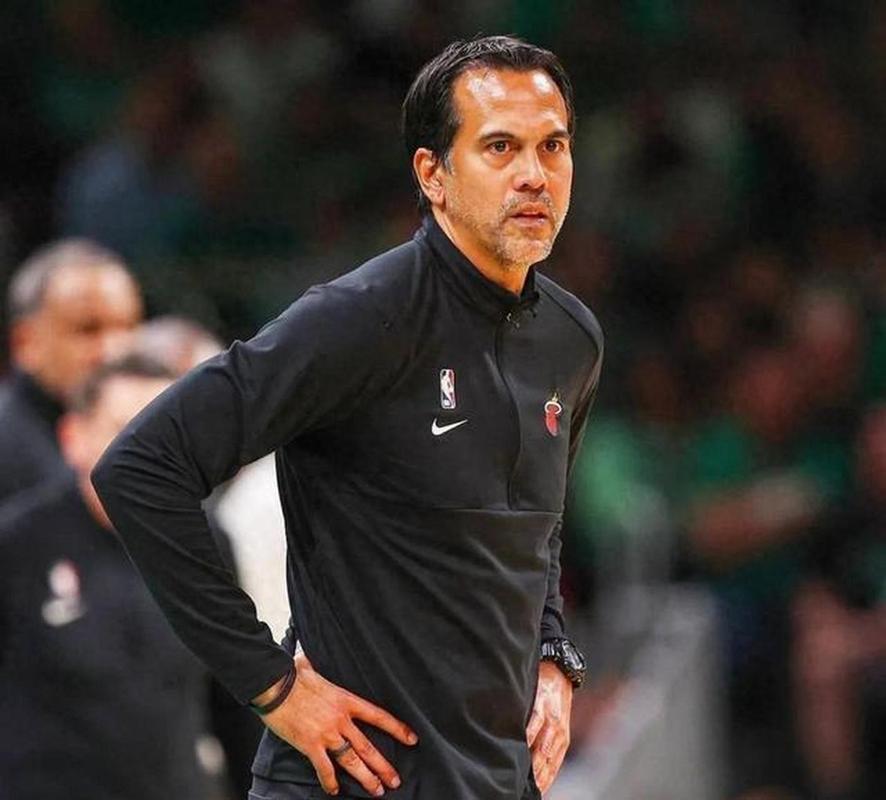 热火主教练是谁？揭秘NBA名帅斯波尔斯特拉的执教生涯