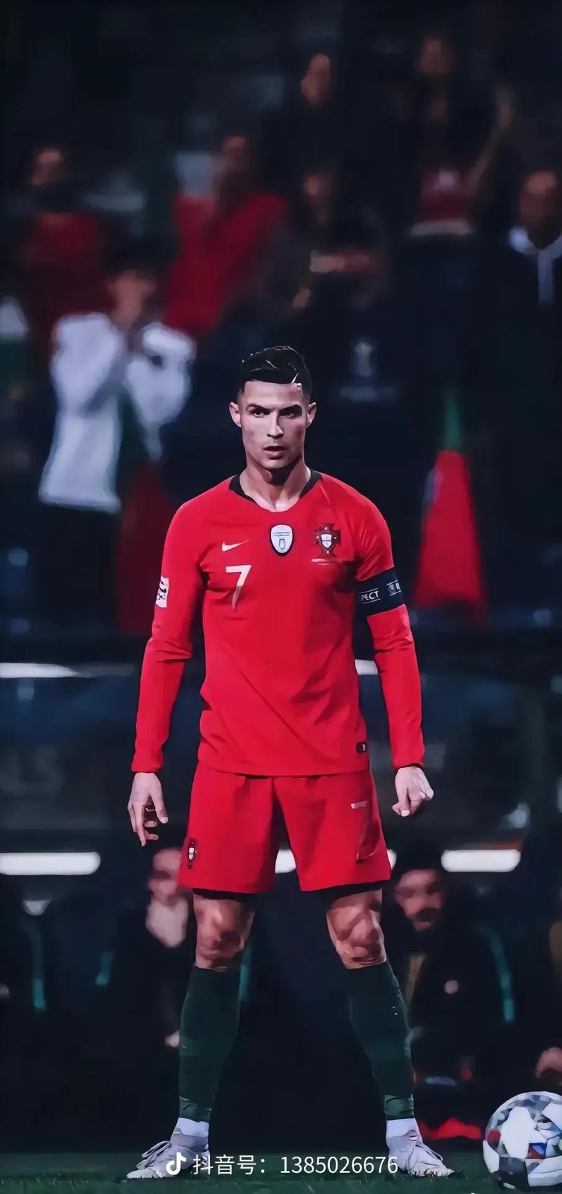葡萄牙足球队长是谁？C罗依然是葡萄牙队魂！