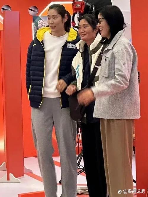郎导离开，朱婷哭了没？这次告别让人心酸