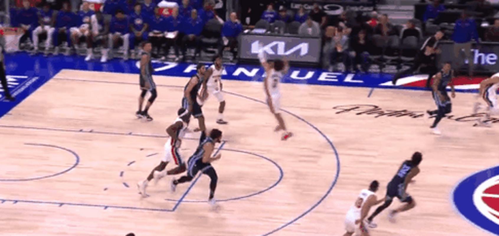 莫兰特“腰王”的称号从何而来？看看他的精彩扣篮表演