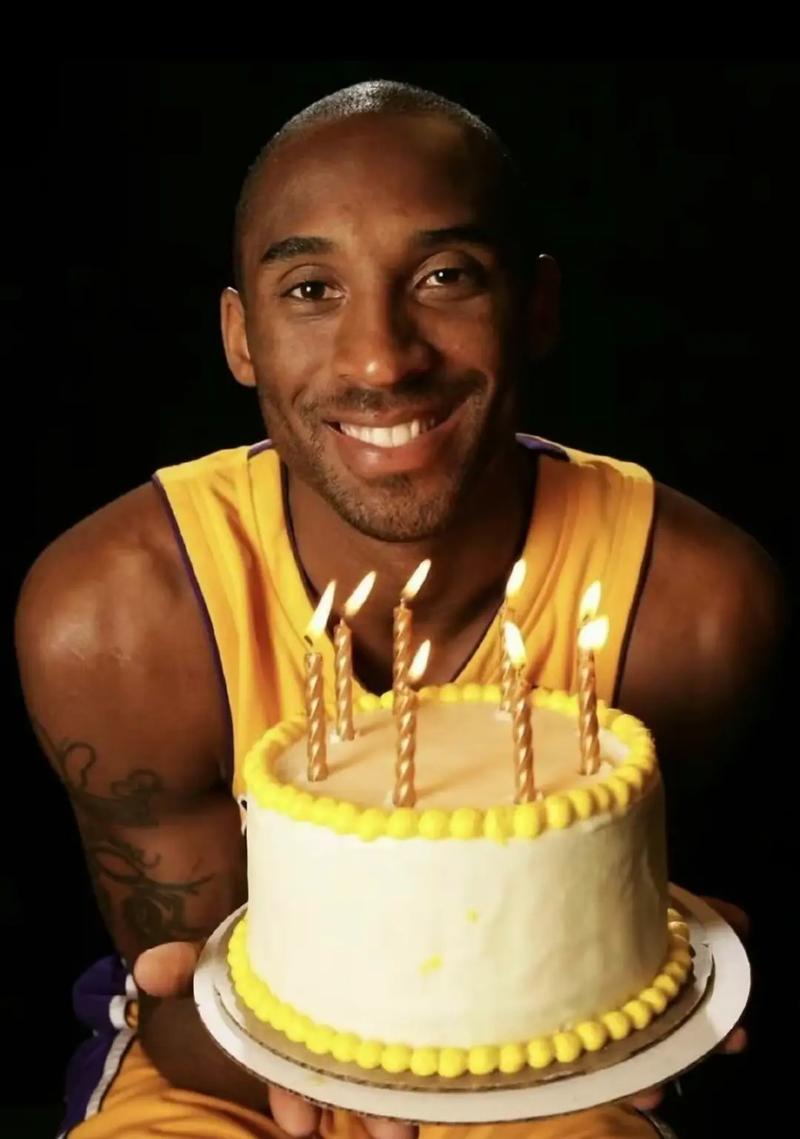 科比生日是几月几号？今天我们一起怀念科比