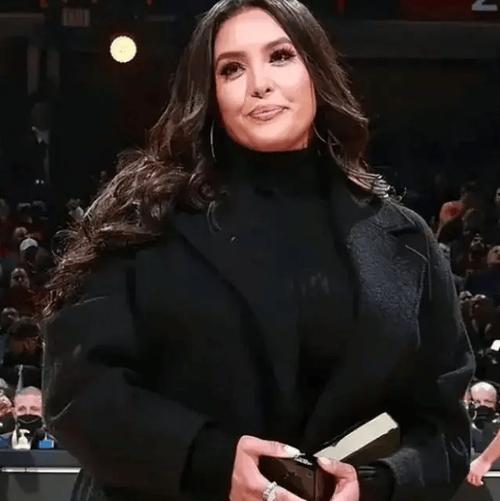 40岁瓦妮莎的需求:真相远比你想象的复杂