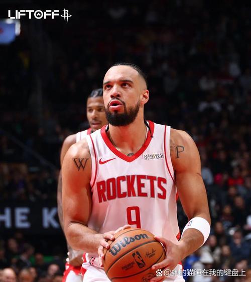 猛龙队历史上有哪些1号球员?他们的精彩表现回顾