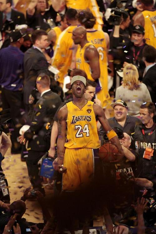 科比获得几次总冠军？5次总冠军辉煌战绩深度解析