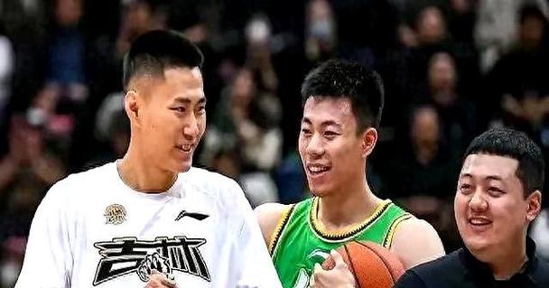 吴昌泽在吉林男篮穿几号球衣？他之前的号码是多少？