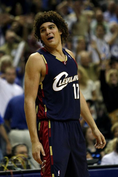 曾经的NBA球星瓦莱乔，现在在哪个球队？瓦莱乔的辉煌战绩回顾