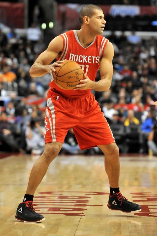 NBA球星肖恩巴蒂尔身高揭秘，你猜对了吗？
