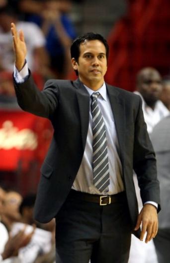 热火主教练是谁？揭秘NBA名帅斯波尔斯特拉的执教生涯