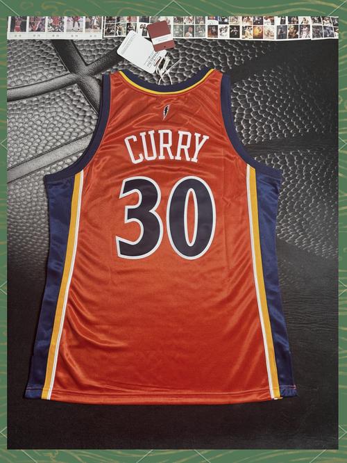 想知道斯蒂芬库里身高？答案就在这里！