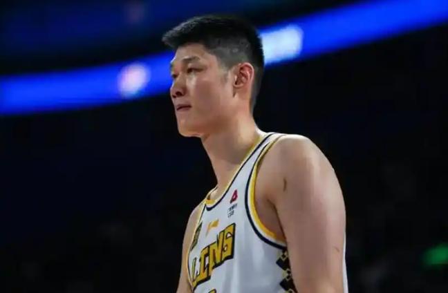 胡金秋身高是多少？揭秘中国男篮内线悍将！