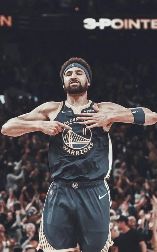 克莱汤普森的身高体重是多少？深度剖析他的体型