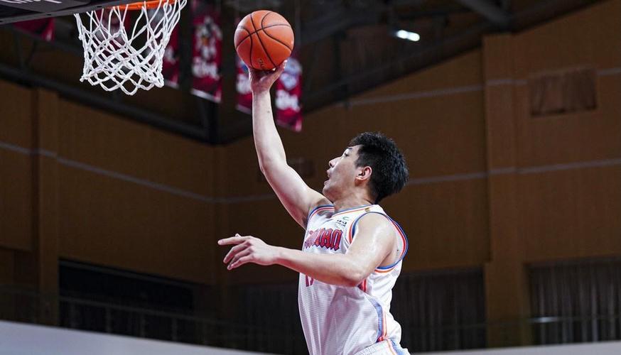 篮球明星李原宇的家乡在哪？揭秘他的成长经历