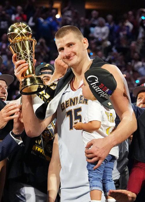 约基奇的国籍是什么？了解这位MVP球员的背景