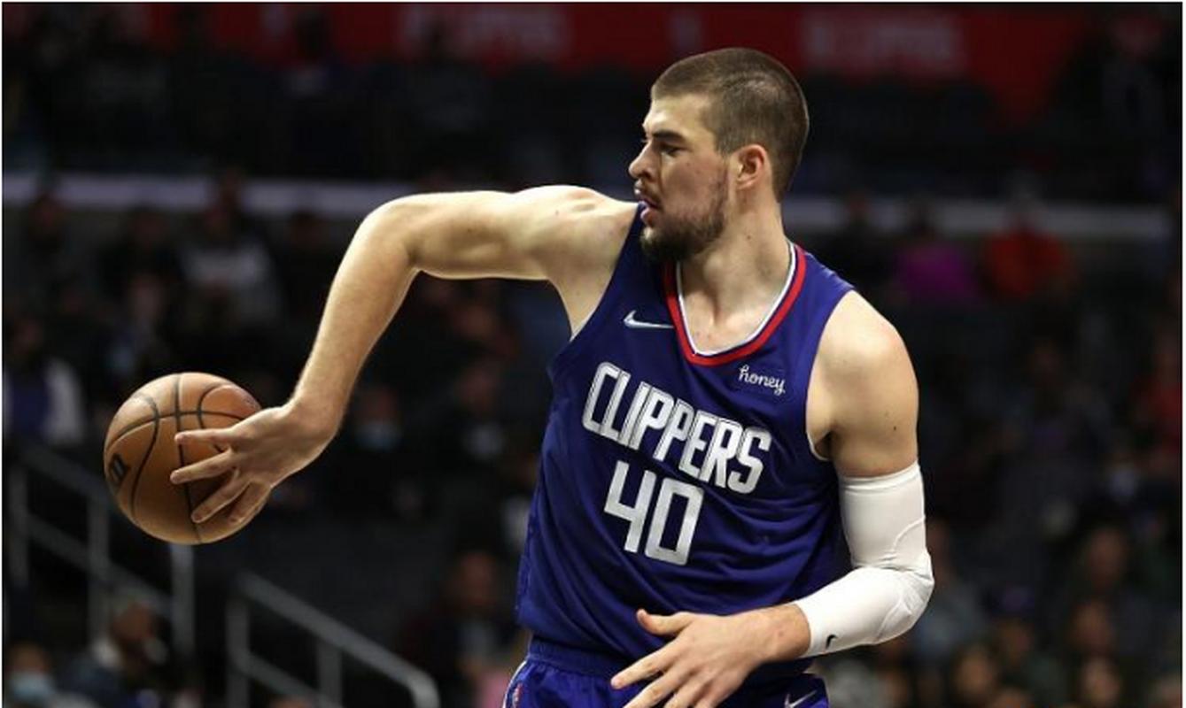 祖巴茨是不是被低估的球员？看看他的真实实力