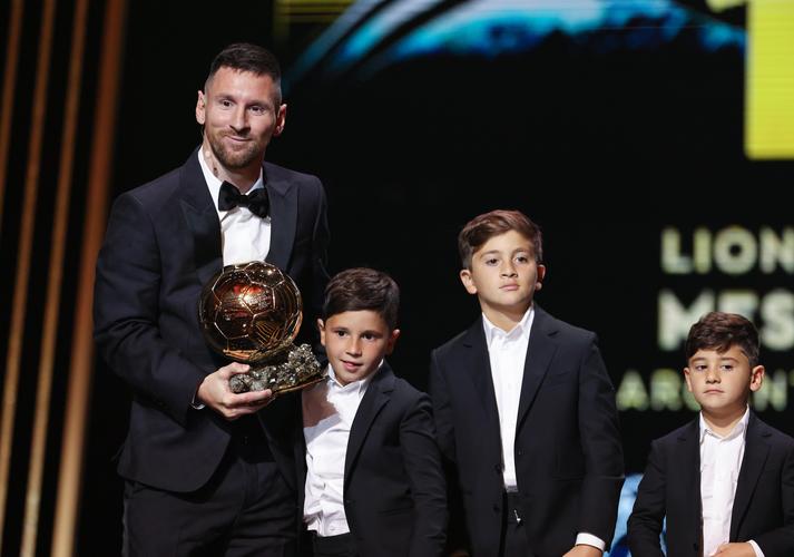 梅西一共获得几个金球奖？盘点梅西金球奖获奖年份
