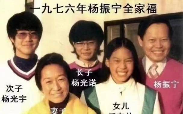 震惊！翁帆产下一子，孩子父亲身份成谜？