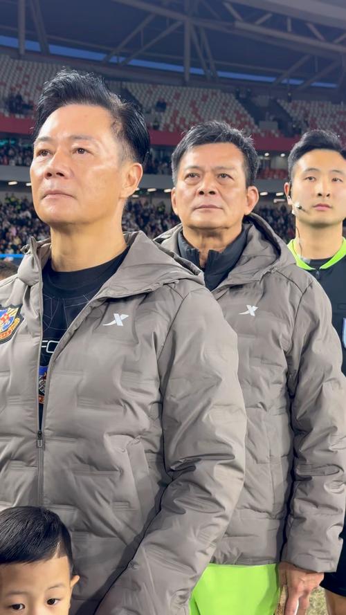 香港足球队拒绝唱国歌？球迷赛场反应激烈