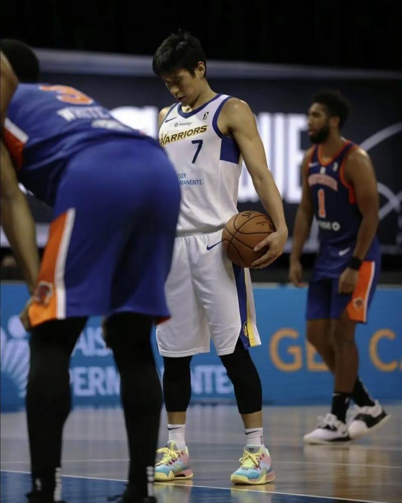 还记得林疯狂是哪一年吗？一起回顾林书豪的传奇人生