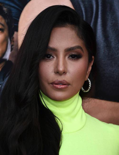 瓦妮莎身材有多火辣?科比妻子胸围引猜测