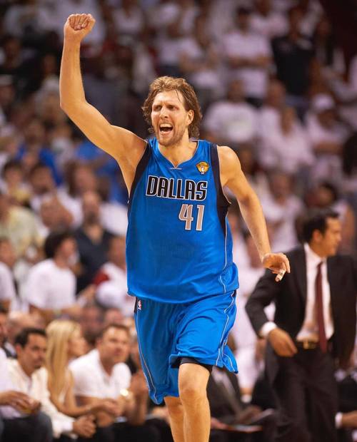 篮球小牛指的是哪支球队？深度解析达拉斯小牛队的辉煌战绩！