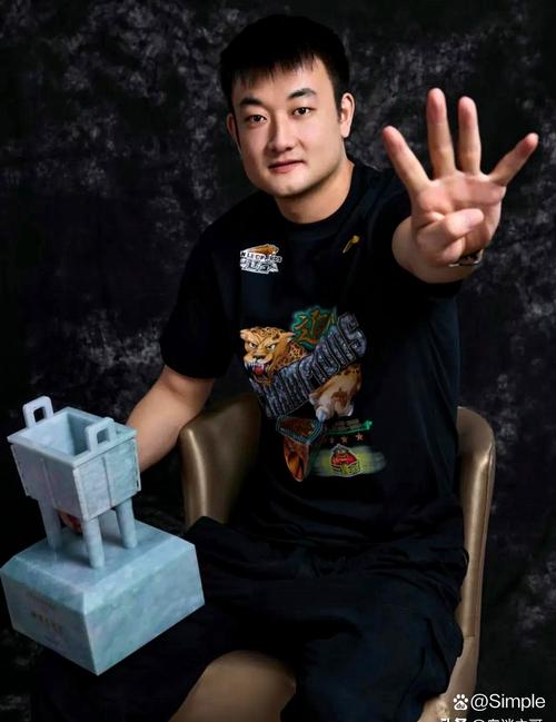 想知道周俊成是哪里人吗?答案就在这里!